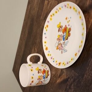 Kelloggs Snap Crackle Pop Rice Krispies mug and plate